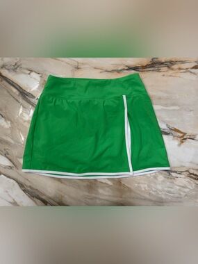 wild fable butterbliss Green Athletic Skort with White Trim